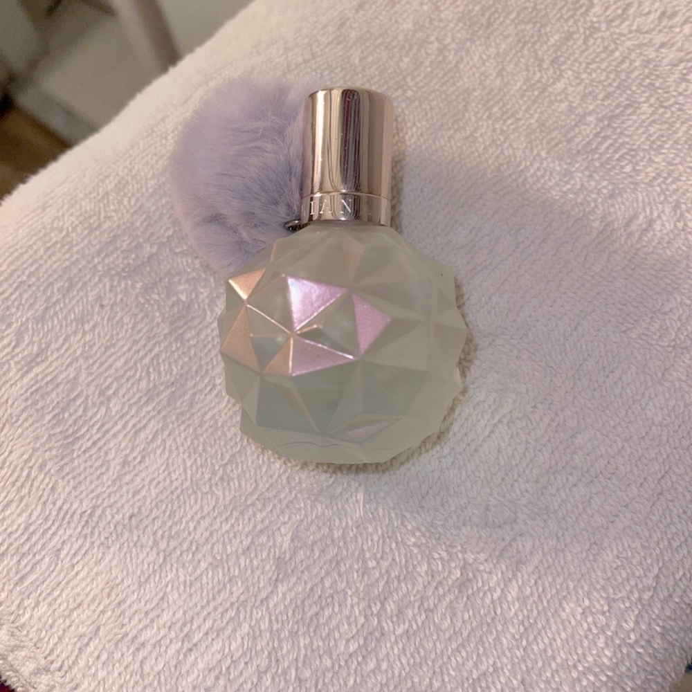 Ariana Grande Moonlight Perfume
